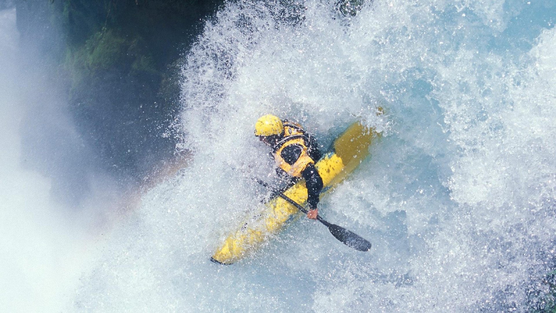 _极限爬山探险：攀登世界最难之巅_，攀爬难度最大的山